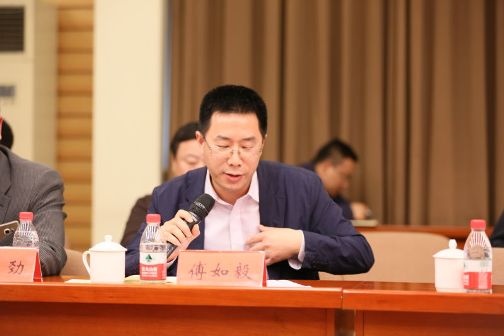 傅如毅等企業(yè)家解讀習(xí)總書(shū)記網(wǎng)信工作座談會(huì)講話